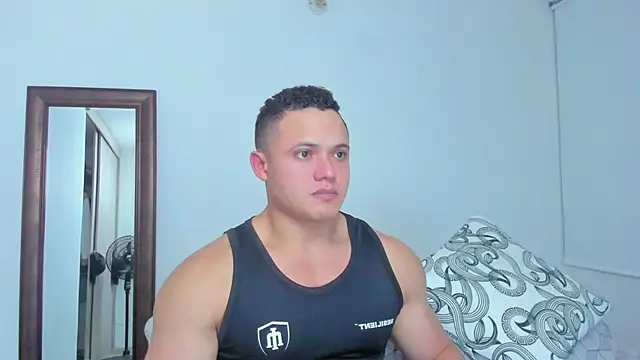 KingLevi01 online show from March 25, 12:36 am