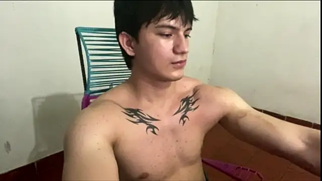 ErickWalton online show from September 19, 6:14 am