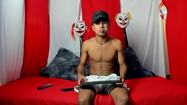 Snapshot of hotvain_cum23 chatting on October 14, 7:54 pm hotvain cum23 online show from October 14, 7:54 pm