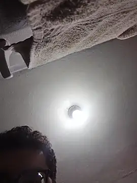 Santiagoqro85 online show from April 10, 2:29 am