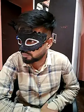 soniriyaa010101 online show from February 5, 2:35 pm