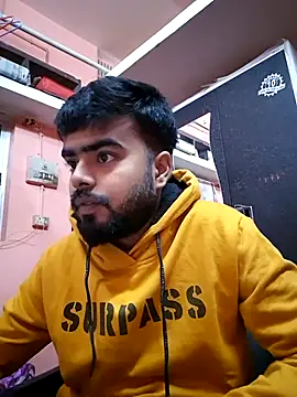 soniriyaa010101 online show from December 1, 1:14 pm