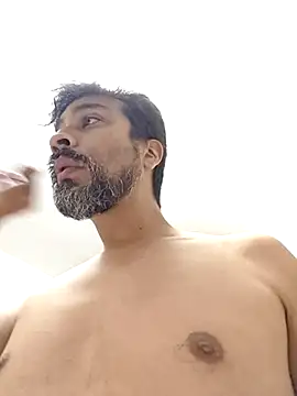 Snapshot of Mac50rus chatting on October 10, 2:27 am Mac50rus online show from October 10, 2:27 am