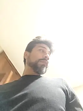 Snapshot of Mac50rus chatting on September 30, 5:02 am Mac50rus online show from September 30, 5:02 am