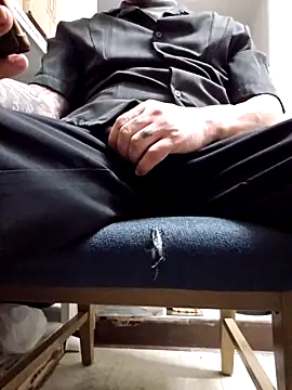 maxelbueno online show from September 15, 8:10 pm