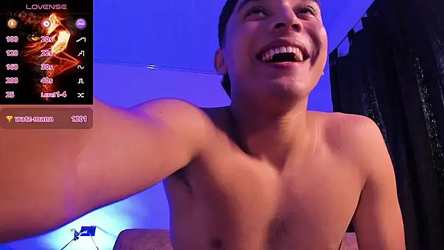 Snapshot of Austin_Cardieff_ chatting on October 22, 8:56 pm Austin Cardieff online show from October 22, 8:56 pm