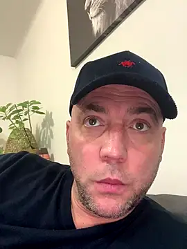 Marronglace1 online show from January 7, 4:45 pm