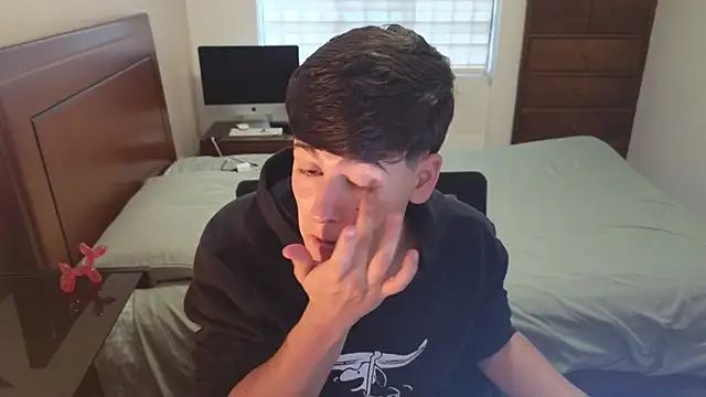 tightncuteass online show from September 13, 10:22 pm