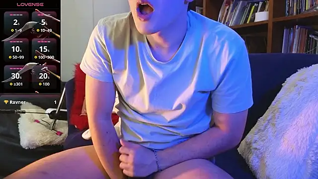 tightncuteass online show from March 29, 1:50 am