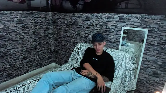 weesley boy online show from September 20, 12:32 am