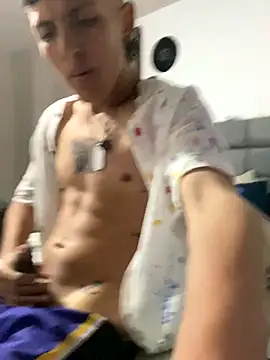 NaytonFreeman online show from September 18, 2:46 am