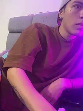 NaytonFreeman online show from February 2, 12:02 pm