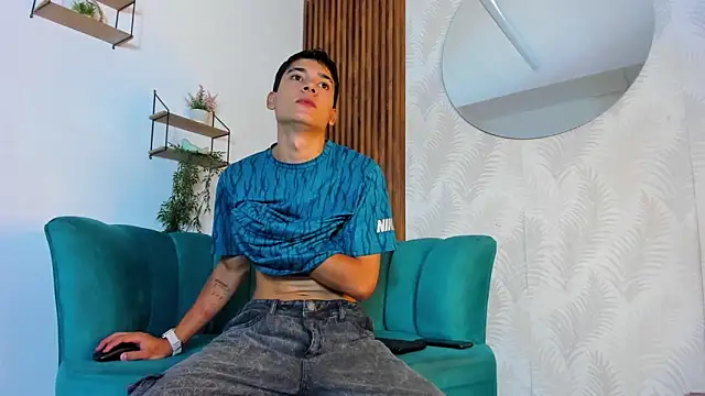 SandroVeyra online show from September 19, 9:36 pm