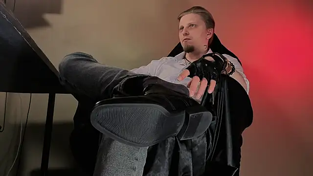 Vincent Hardman online show from February 14, 8:26 pm