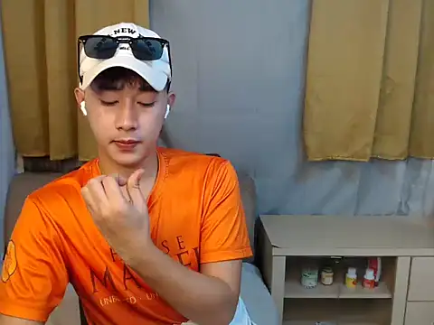 mr chandy online show from September 19, 11:21 am