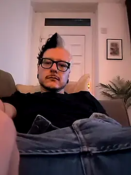 cruiserpup online show from December 15, 6:27 pm