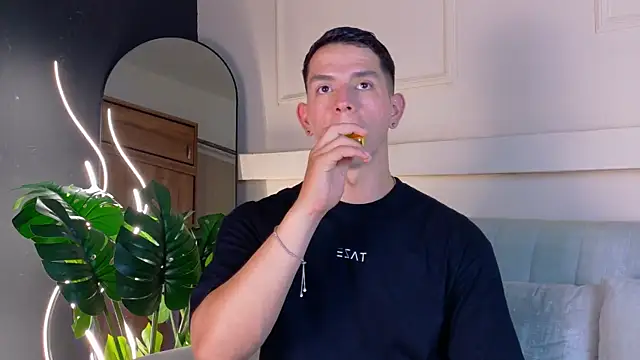 ZaneDawson online show from March 2, 8:27 pm