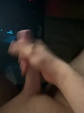 jstntz online show from April 9, 9:10 pm