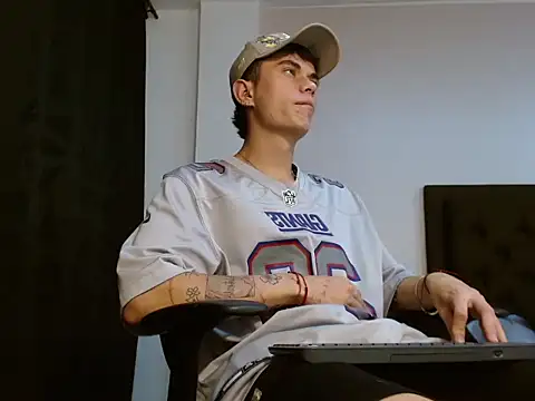 jaico santos online show from September 25, 11:46 pm