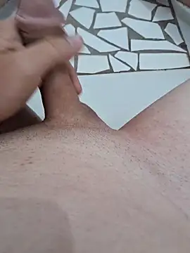 rafaelsouzzaa online show from September 24, 10:57 am