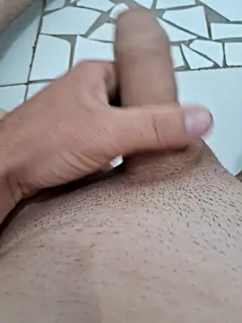 rafaelsouzzaa online show from October 3, 10:42 am