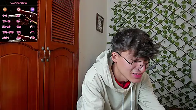 bellmontneon online show from December 2, 11:24 am