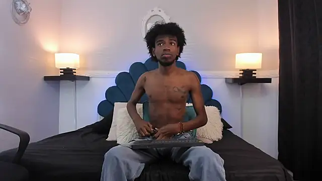 AllexJacob online show from September 27, 1:42 pm