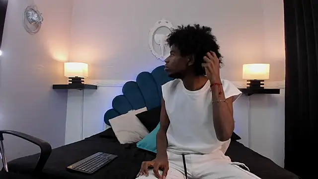 AllexJacob online show from October 6, 1:16 pm