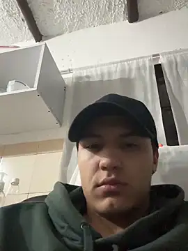 Snapshot of El_awo_ chatting on October 15, 4:09 am El awo  online show from October 15, 4:09 am