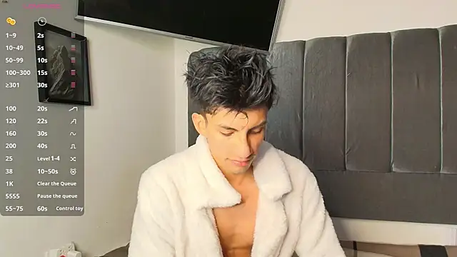 Erick Velveth online show from April 20, 5:10 am