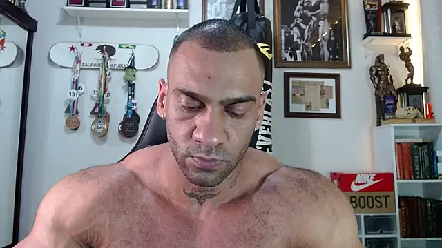 henryhadesflirt online show from November 18, 10:12 pm