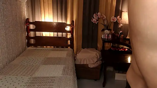 Jastine hunk online show from January 11, 9:13 am