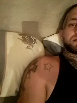 Danielxxxbbn online show from September 28, 6:50 pm