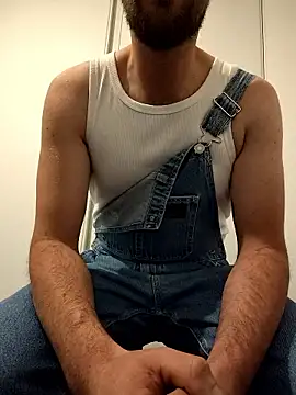 AD Vu online show from April 19, 4:28 pm