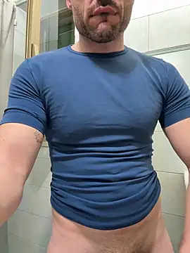 giovan2020 online show from February 24, 6:25 am