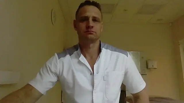 Snapshot of Freeze_Fire chatting on October 22, 5:55 am Freeze Fire online show from October 22, 5:55 am