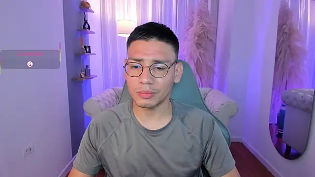 marcuswildx online show from September 22, 12:26 pm