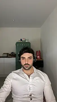 eauminerale online show from May 19, 10:32 am