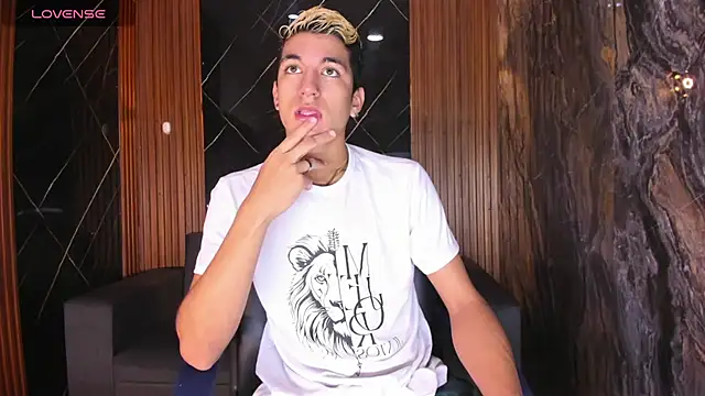 Stiben boy online show from October 15, 3:03 am