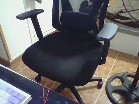 Snapshot of sebas_sexo_goloso chatting on October 3, 12:43 pm sebas sexo goloso online show from October 3, 12:43 pm