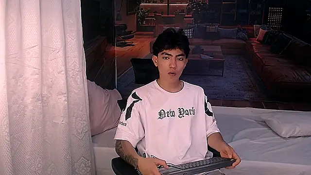 RomeoMillerr online show from December 19, 7:33 pm
