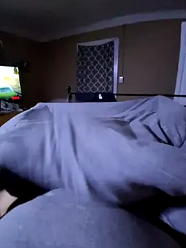 itsJrivera24 online show from October 17, 11:25 am