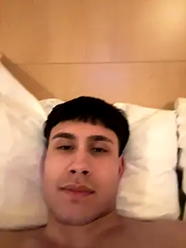 Snapshot of adgymwear1 chatting on October 20, 11:08 pm adgymwear1 online show from October 20, 11:08 pm