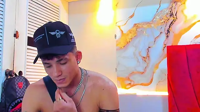 daniscot online show from October 18, 4:39 am