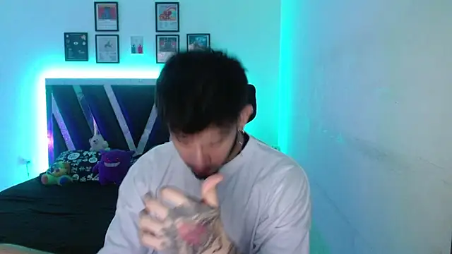 Sebasxxl12 online show from October 15, 4:47 pm