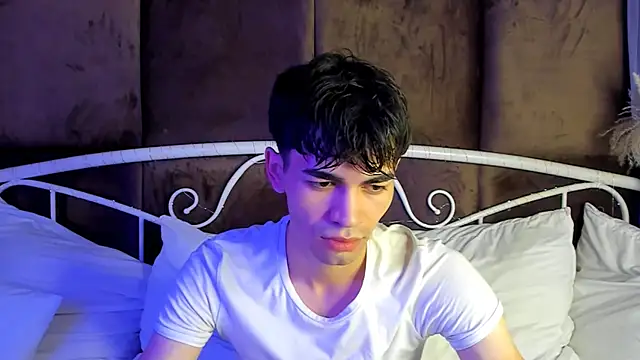 JaremyHarris online show from October 17, 11:25 am