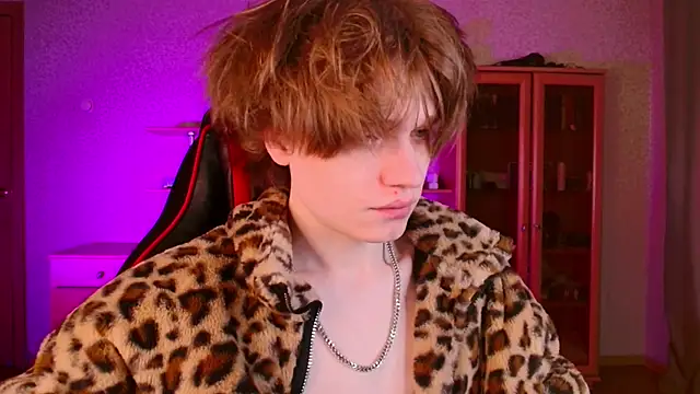 jeffreyue online show from November 20, 2:05 pm