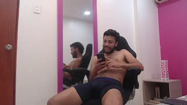 Juan FelipeX01 online show from November 8, 4:43 pm