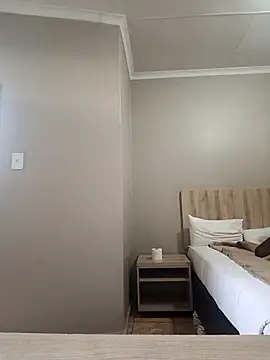 freakyrayy online show from March 9, 4:01 pm