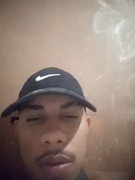 Snapshot of mestre637 chatting on October 10, 5:23 am mestre637 online show from October 10, 5:23 am